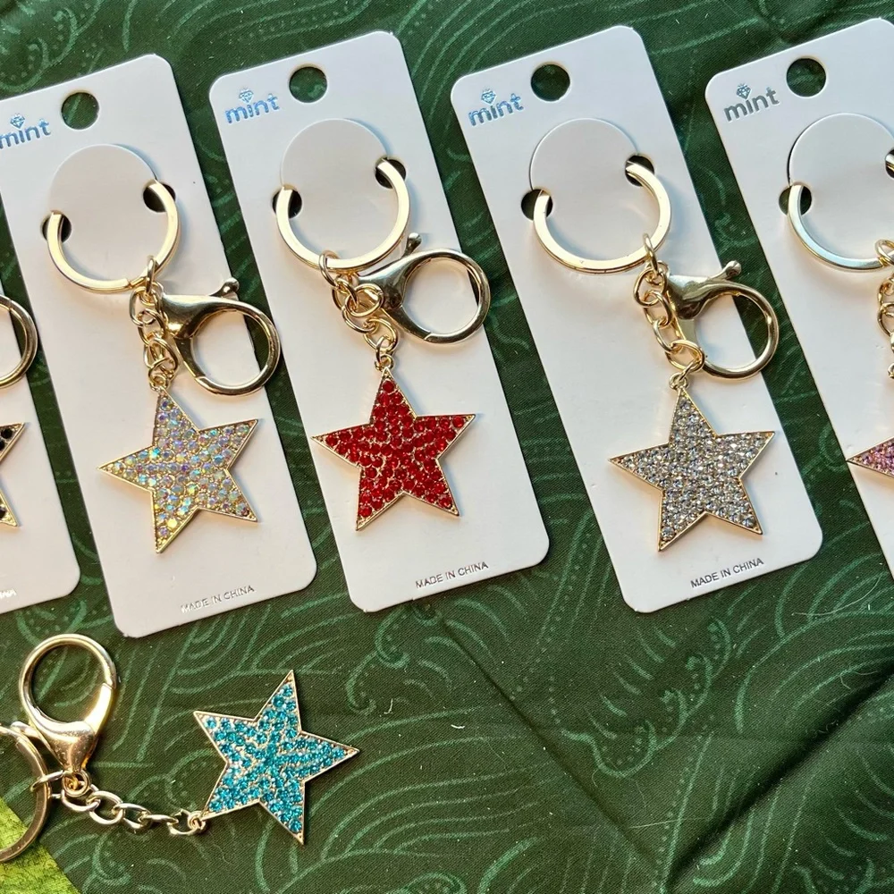 Star Keychain Charms/Keychains Available in many‎ colors